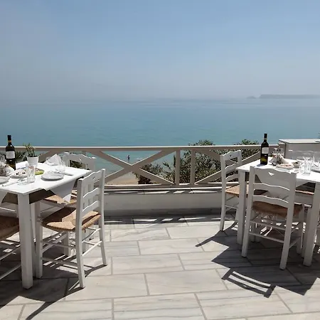 Paros Blue Dolphin Fully Renovated By Rivea Group