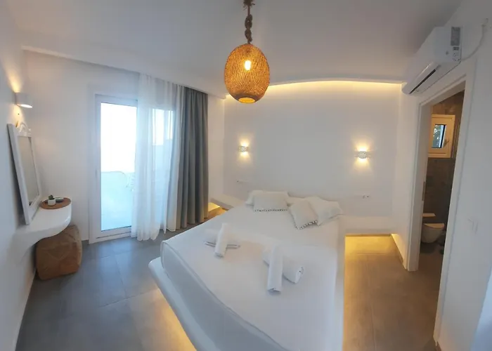 Hotel Paros Blue Dolphin Fully Renovated By Rivea Group *