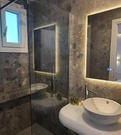 Paros Blue Dolphin Fully Renovated By Rivea Group Chrisi Akti (Paros)