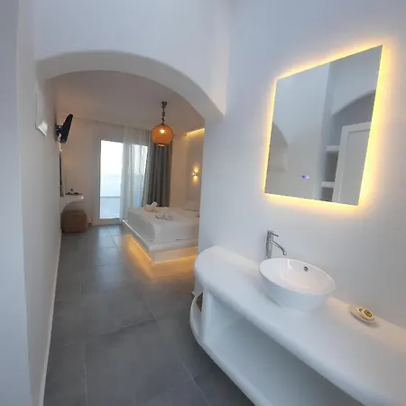 호텔 Paros Blue Dolphin Fully Renovated By Rivea Group 흐리시 악티