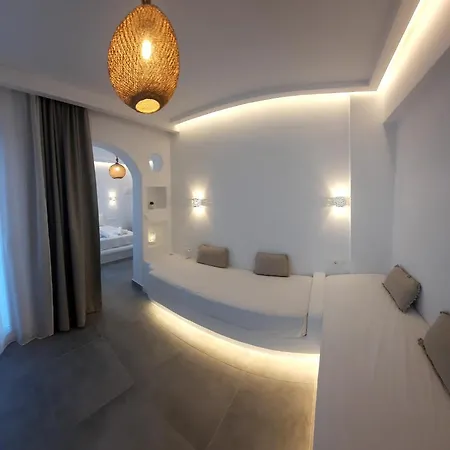 Paros Blue Dolphin Fully Renovated By Rivea Group