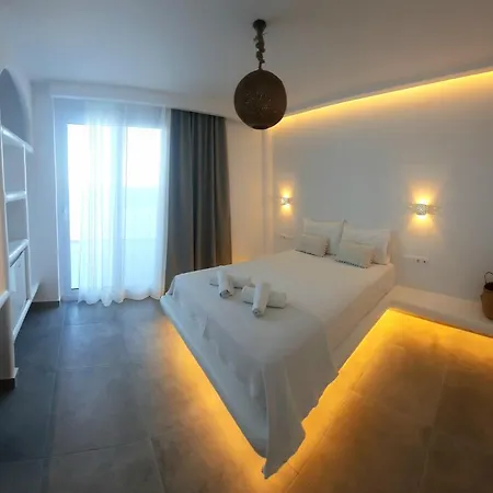 Paros Blue Dolphin Fully Renovated By Rivea Group * 흐리시 악티