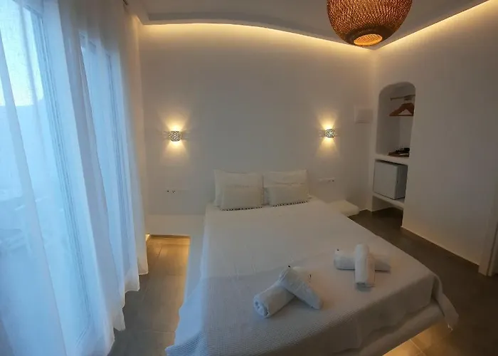 Paros Blue Dolphin Fully Renovated By Rivea Group Ξενοδοχείο